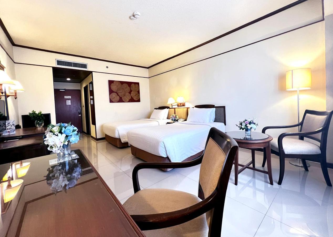 Superior Twin Room