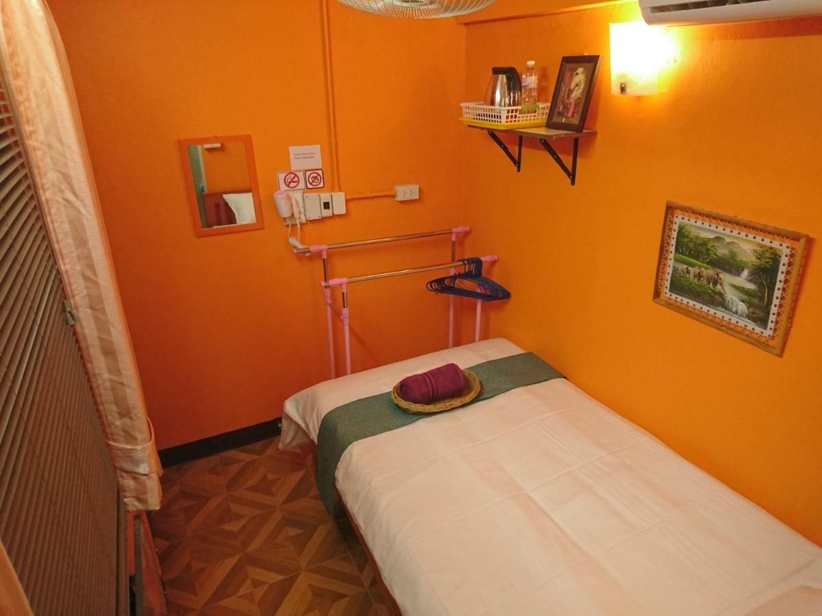 Single Room Private Bathroom