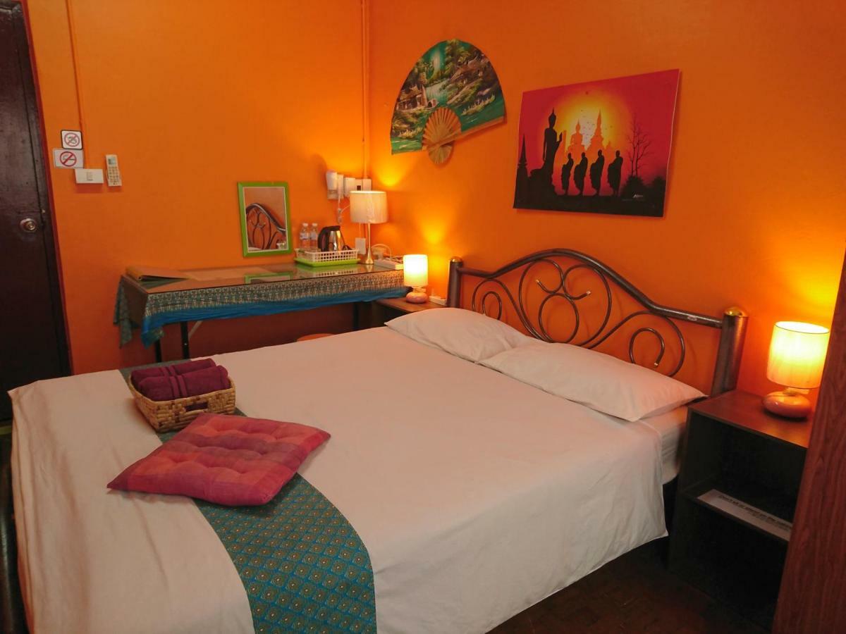 Double Room Private Bathroom