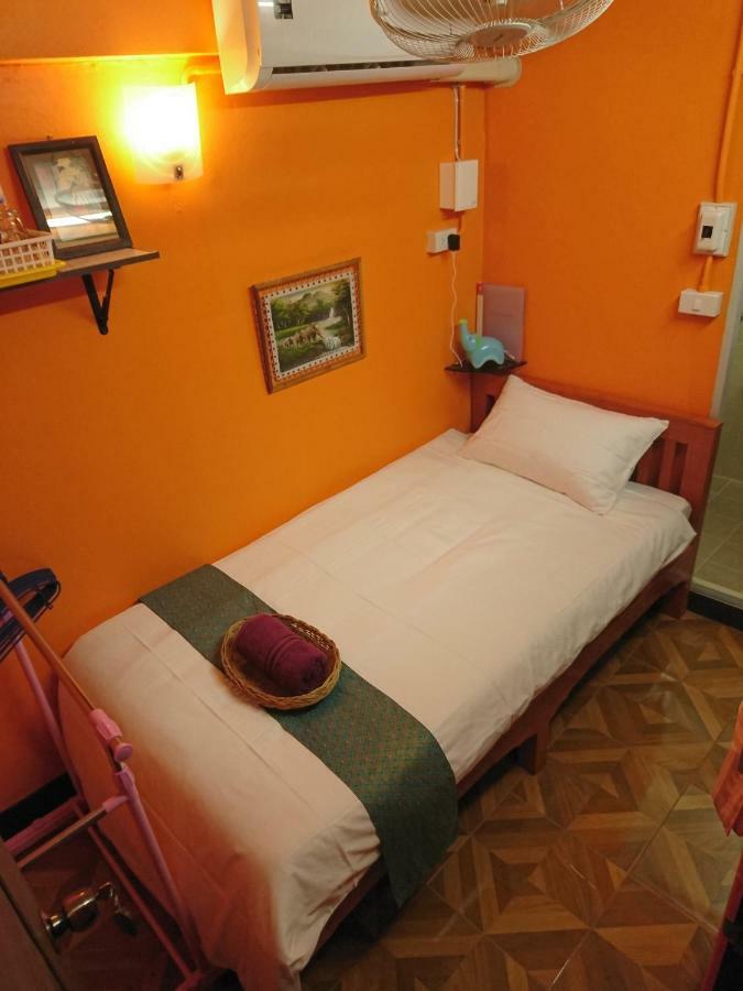Single Room Private Bathroom