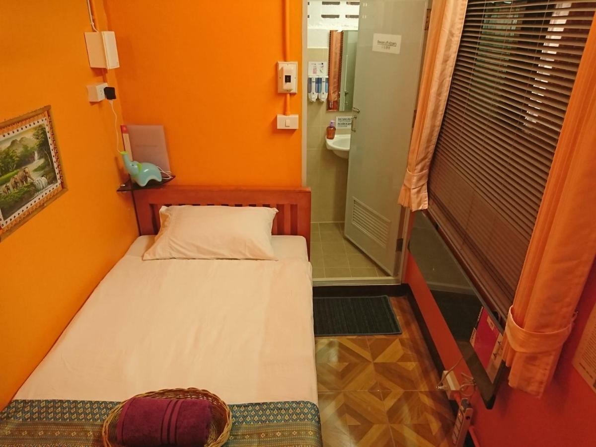 Single Room Private Bathroom