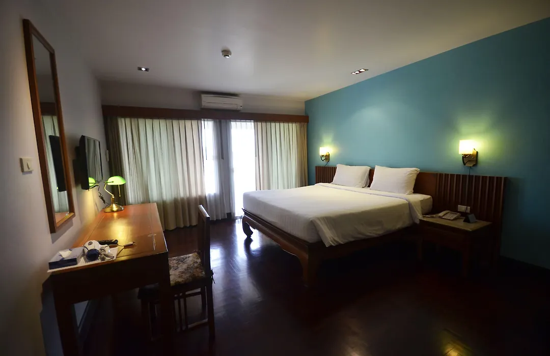 Sakorn Residence And Hotel-1